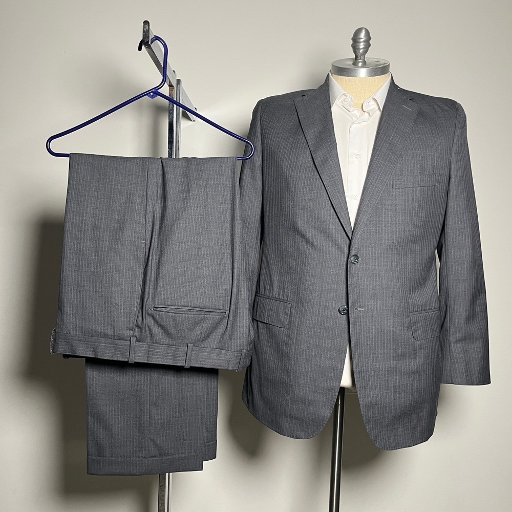 Tom James Royal Classic Suit Mens 46L 40x31 Grey Pinstripe Two Button Wool Blend
